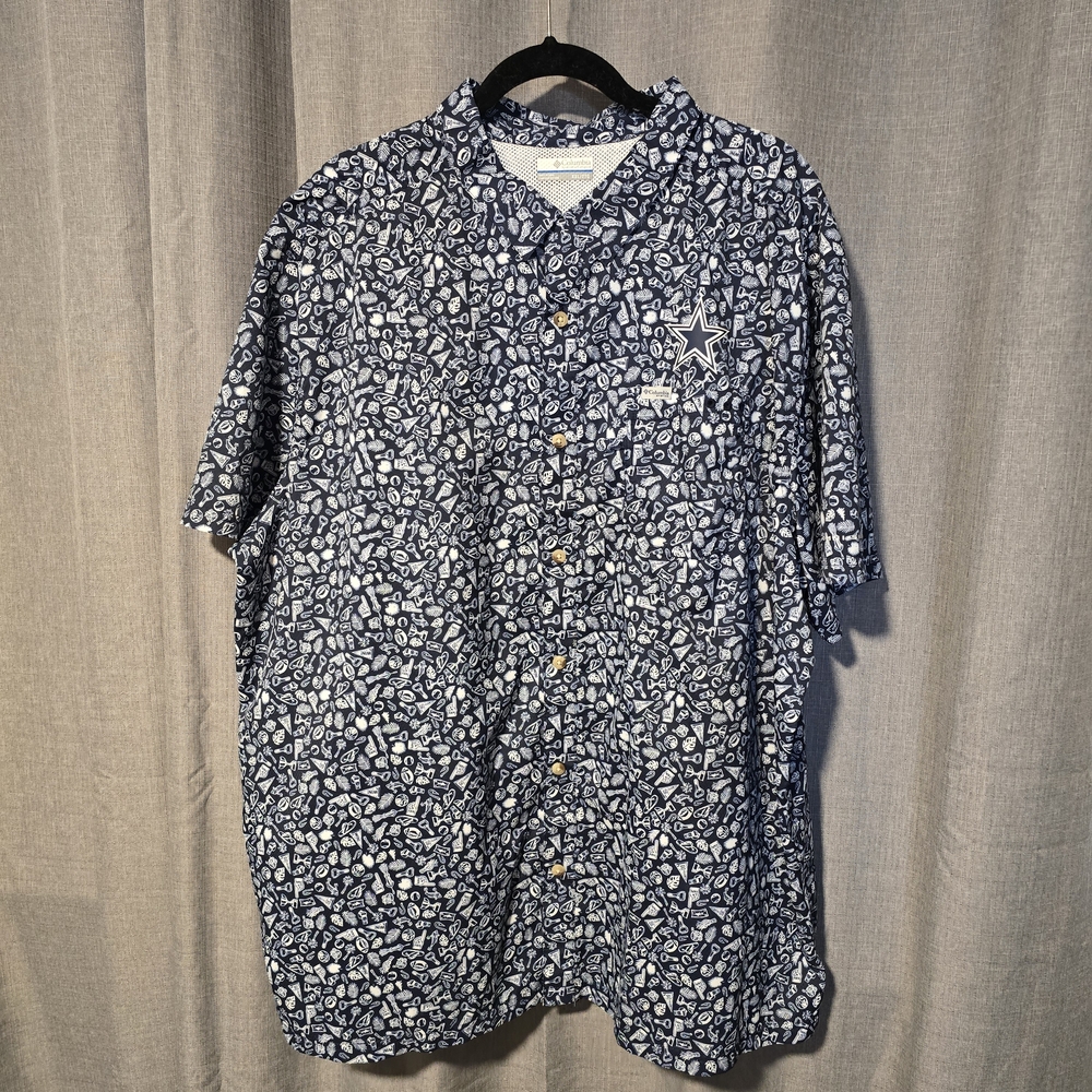 Columbia Men's Dallas Cowboys Button Down Shirt